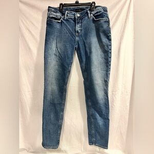 Silver Jeans Women’s Slim Fit Denim girlfriend fit‎